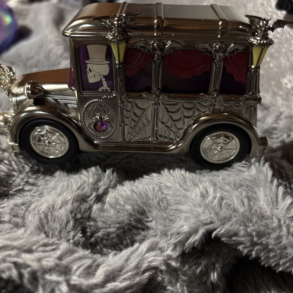 Bath Body Works HEARSE Spooky PROJECTOR nightlight Wallflowers Plug Halloween